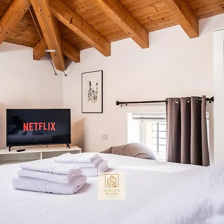 Goldensuitesitaly I Duomo 2 טרנטו