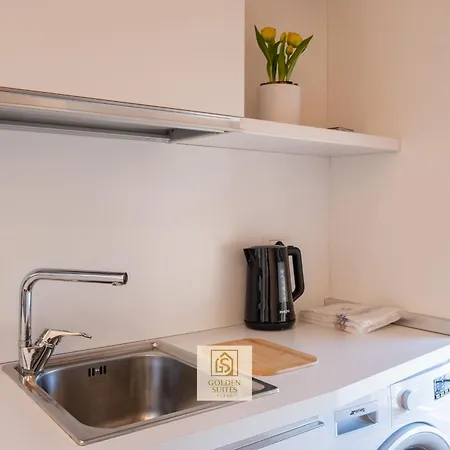 Goldensuitesitaly I Duomo 1 * Trento