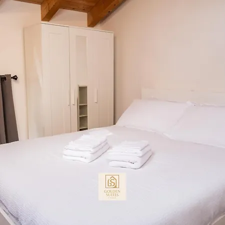 Goldensuitesitaly I Duomo 1 Appartamento *