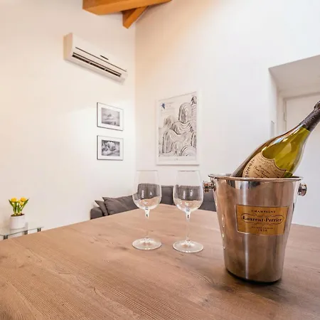 Goldensuitesitaly I Duomo 2 Apartman Trento