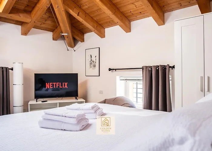 Goldensuitesitaly I Duomo 2 טרנטו