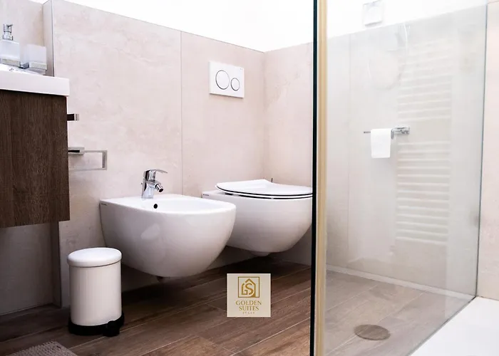 דירה Goldensuitesitaly I Duomo 2