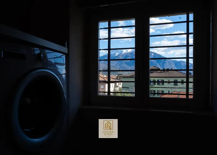 דירה Goldensuitesitaly I Duomo 2 *