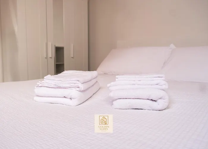 Goldensuitesitaly I Duomo 2 טרנטו