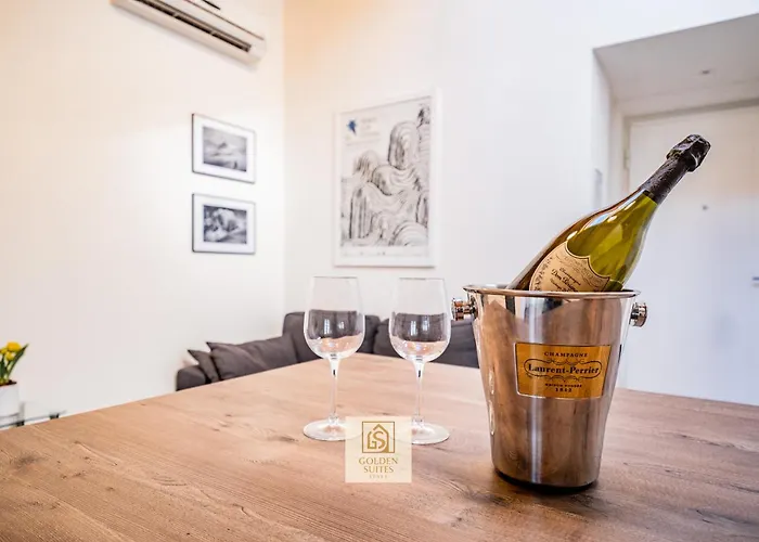 Goldensuitesitaly I Duomo 2