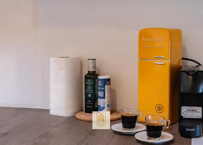 Goldensuitesitaly I Duomo 2 דירה