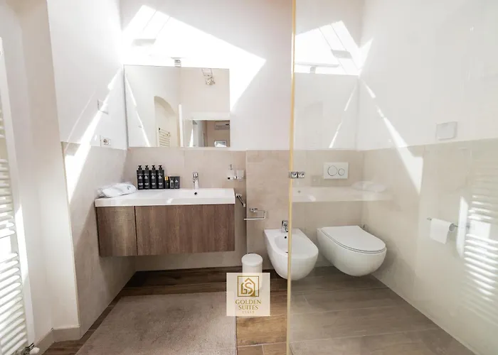 דירה Goldensuitesitaly I Duomo 2 *