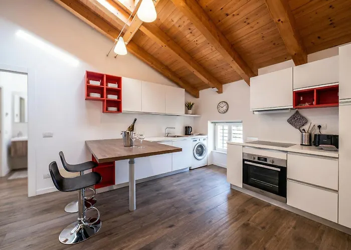 Apartamento Goldensuitesitaly I Duomo 2 *